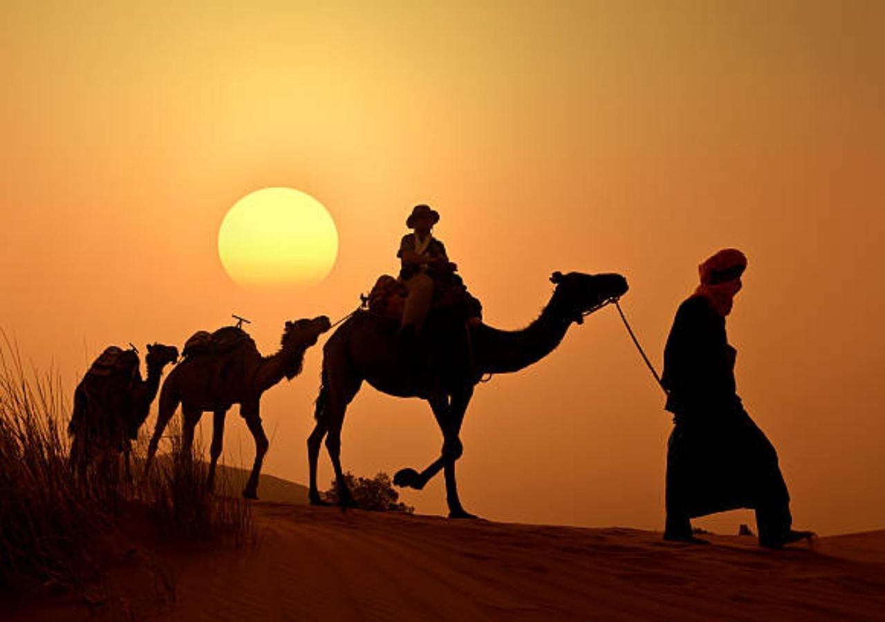 מרזאוגה Desert Glamping Experience מראה חיצוני תמונה